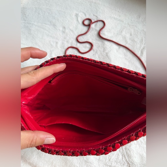 Vintage metal mesh red purse - Picture 2 of 8